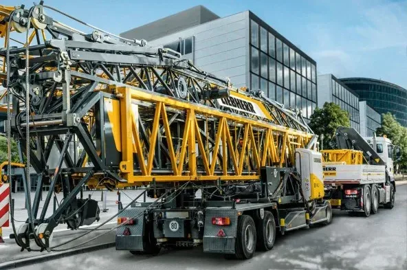 liebherr-turmdrehkrane-services-transport_w592 liebherr-turmdrehkrane-services-transport_w592