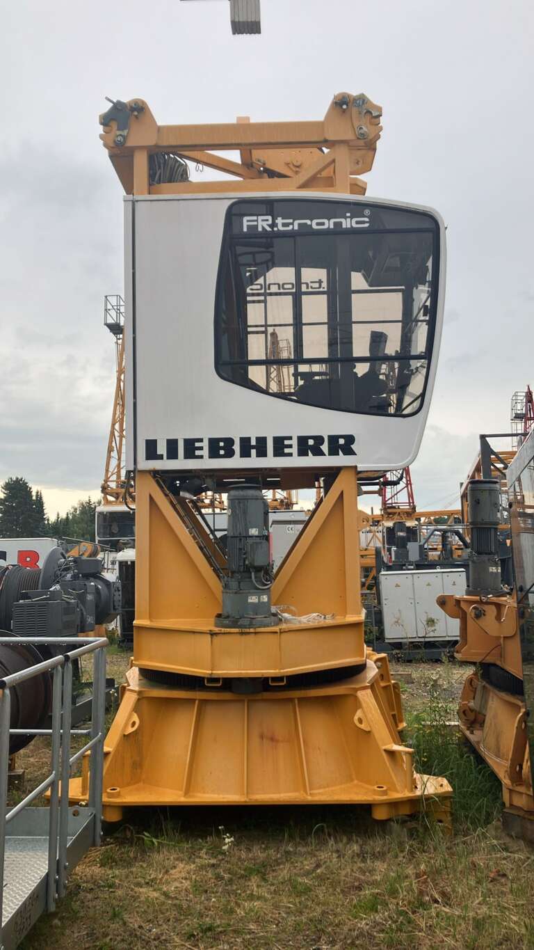 Liebherr 200 EC-H10 FR.tronic