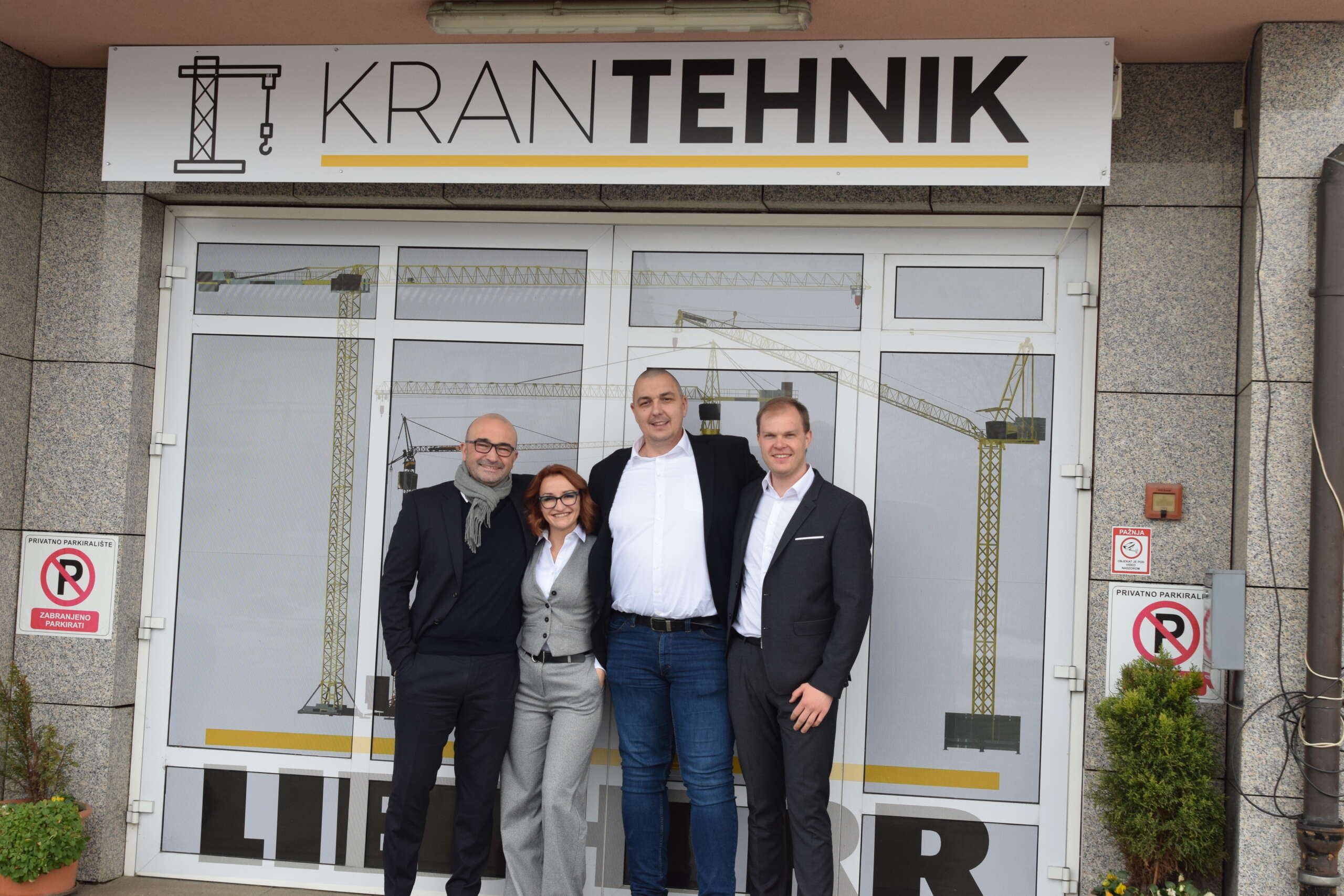 Contract Signing Liebherr - KranTehnik EU